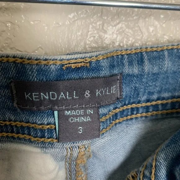 Kendall & kylie hi rise jeans shorts two tones distressed size 3 - Picture 8 of 8